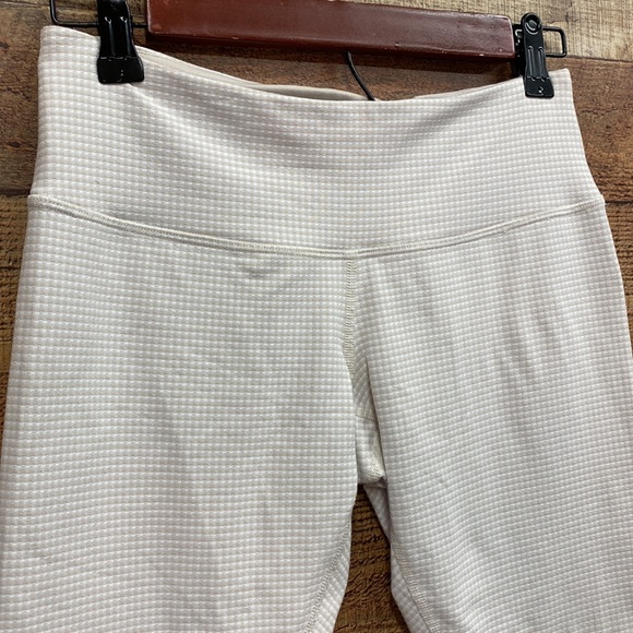 Lululemon Crop Leggings Size 6 - Picture 2 of 5